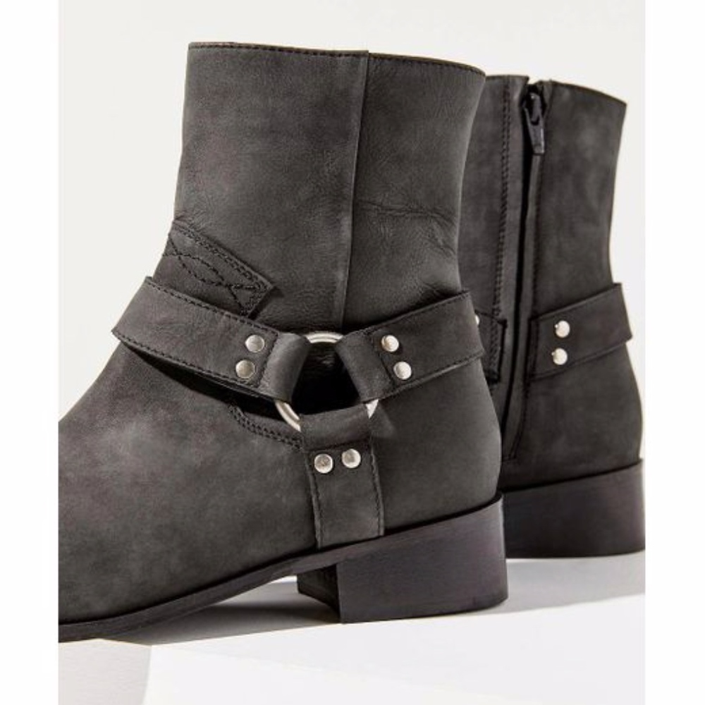 UO Chiarra Moto Boot - Picture 2 of 5